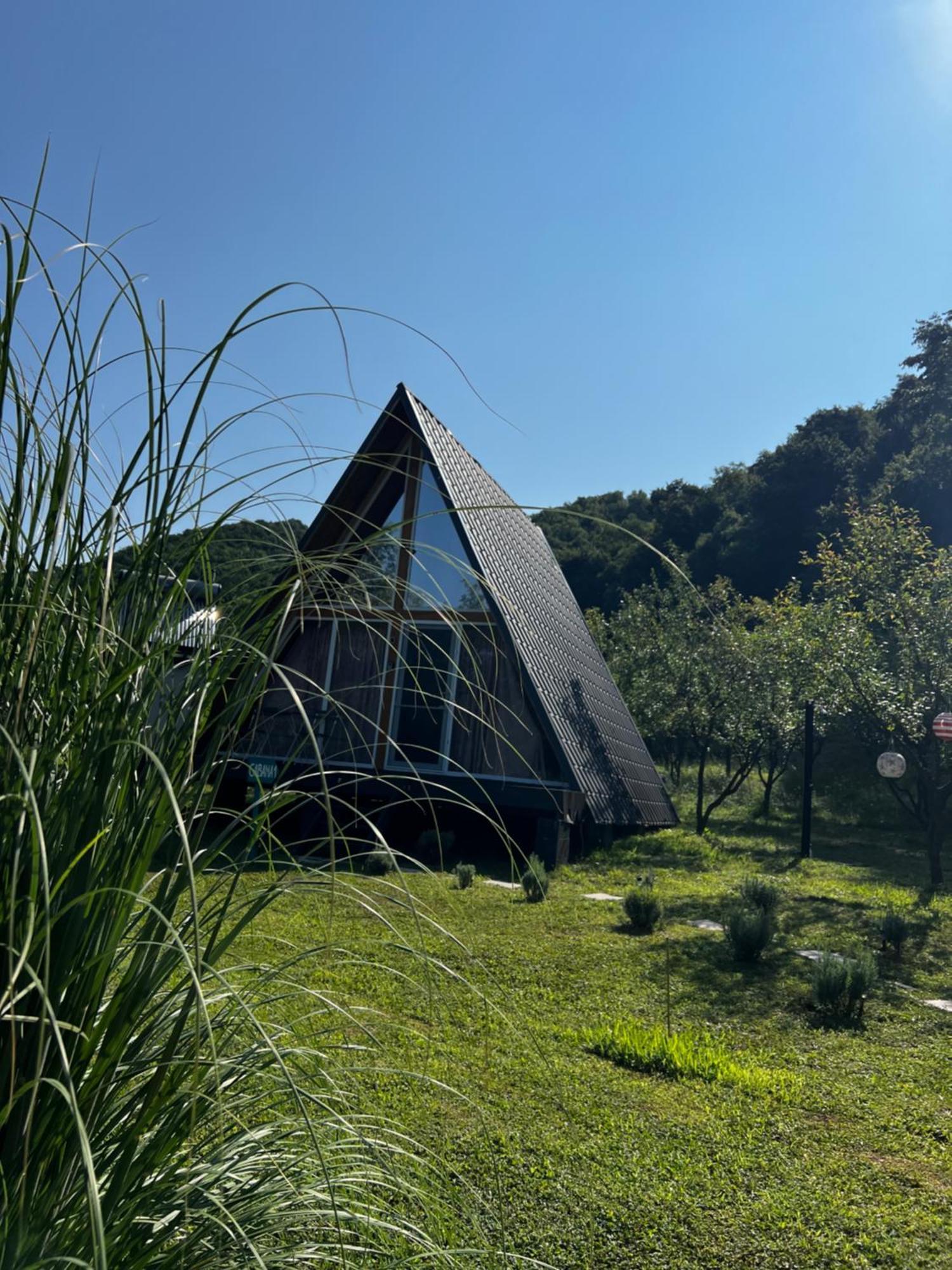 Cabane A-Frame Svinita Exterior foto